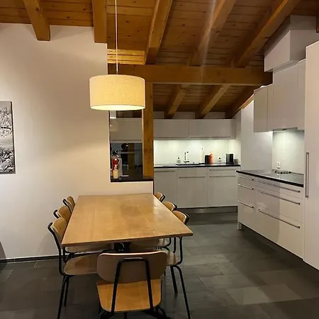 Modern 2 Bedroom In Apartmán